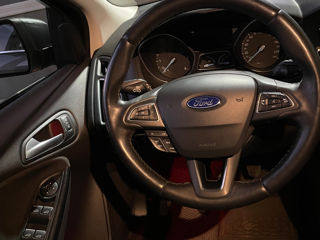 Ford Focus foto 2