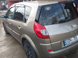 Renault Scenic foto 2