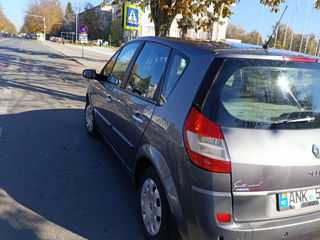 Renault Scenic foto 9