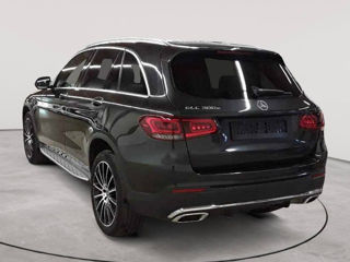 Mercedes GLC foto 2