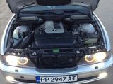 BMW 5 Series foto 3