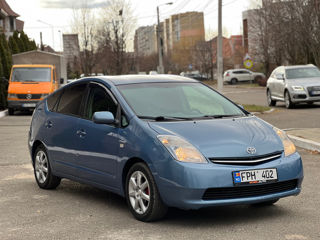 Toyota Prius foto 3