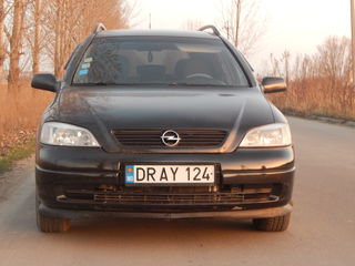 Opel Astra foto 1