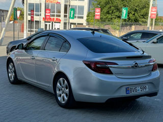 Opel Insignia фото 4