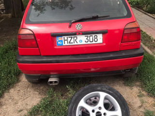 Volkswagen Golf foto 2