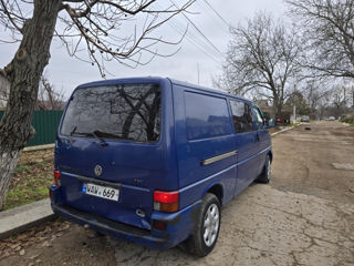 Volkswagen Transporter foto 3