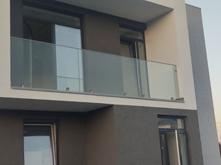 Balustrade din sticlă călită pe exterior după dimensiunile necesare foto 1