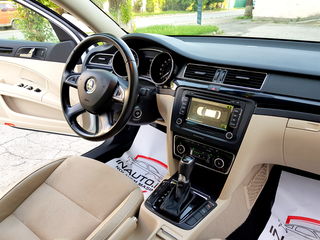 Skoda Superb foto 7