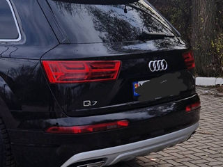 Audi Q7 foto 4