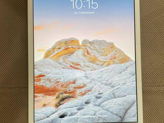iPad 8 foto 3