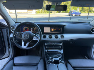 Mercedes E-Class foto 8