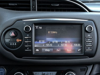 Toyota Yaris foto 11