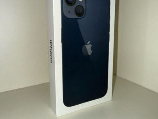 Iphone 13 midnight blue foto 3