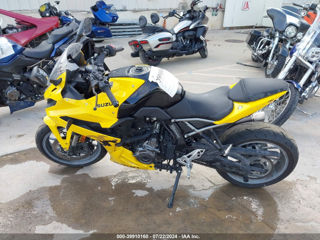 Suzuki GSX800 F foto 6