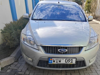 Ford Mondeo foto 2