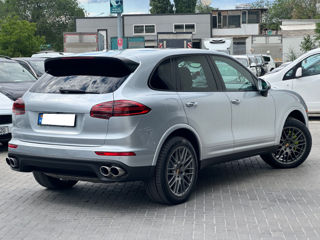 Porsche Cayenne foto 4