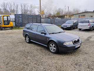 Skoda Octavia foto 3