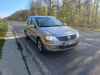 Dacia Logan foto 7