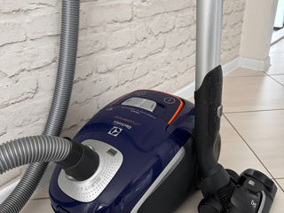 Aspirator Electrolux UltraSilencer  foto 1