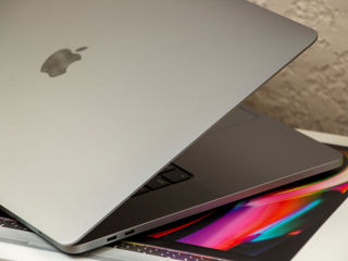 Macbook Pro 16/ Core I7 9750H/ 16Gb Ram/ Radeon Pro 5300M/ 500Gb SSD/ 16" Retina/ 140Cycles!! foto 12