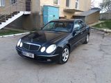 Mercedes E Class foto 2