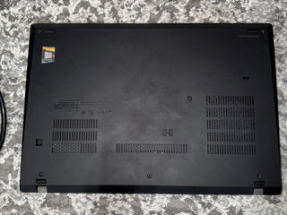 Lenovo ThinkPad T14 Gen1 i5-10210U foto 9