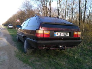 Audi 100 foto 2