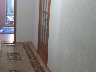 Urgent se vinde apartament !! IALOVENI. foto 10