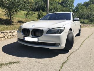 BMW 7 Series foto 4