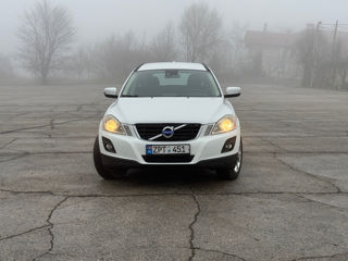 Volvo XC60 foto 2