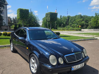 Mercedes CLK-Class foto 9