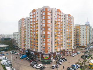 Apartament cu 3 camere, 128 m², Botanica, Chișinău