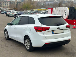 KIA Ceed foto 8