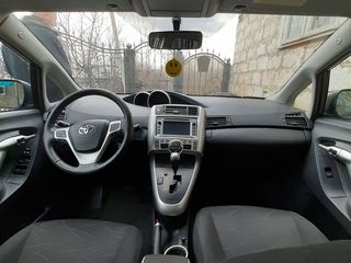 Toyota Verso foto 4