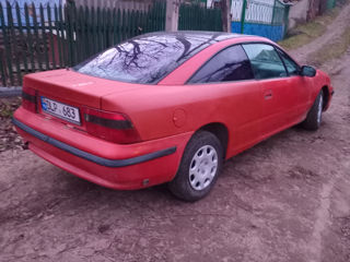 Opel Calibra foto 2