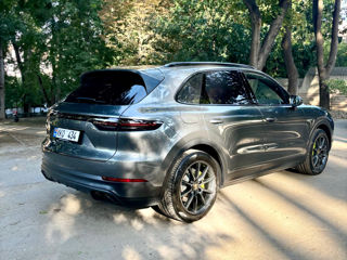 Porsche Cayenne foto 2