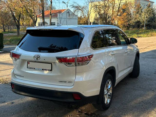 Toyota Highlander foto 3