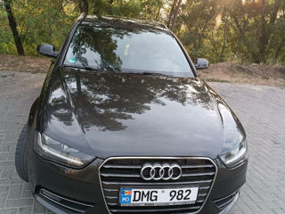 Audi A4 foto 1