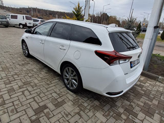 Toyota Auris foto 4