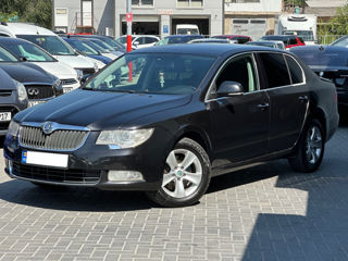 Skoda Superb foto 3