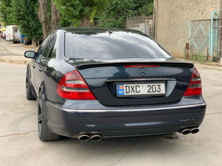 Mercedes E-Class foto 5