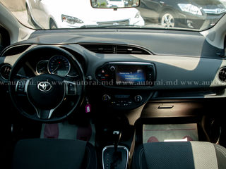 Toyota Yaris foto 9