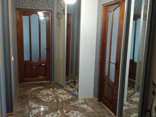 Urgent!!! apartament ungheni reparatie, mobilat, podele calde, conditioner foto 2