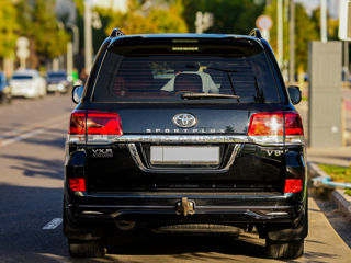 Toyota Land Cruiser foto 4