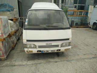 Isuzu foto 1