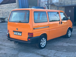 Volkswagen Transporter foto 2