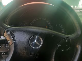 Mercedes C Class foto 2