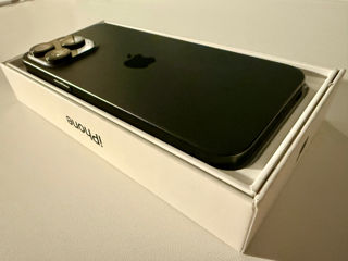 iPhone 15 Pro Max 256 GB Black Titanium foto 1