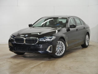 BMW 5 Series foto 1