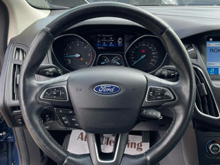 Ford Focus foto 15